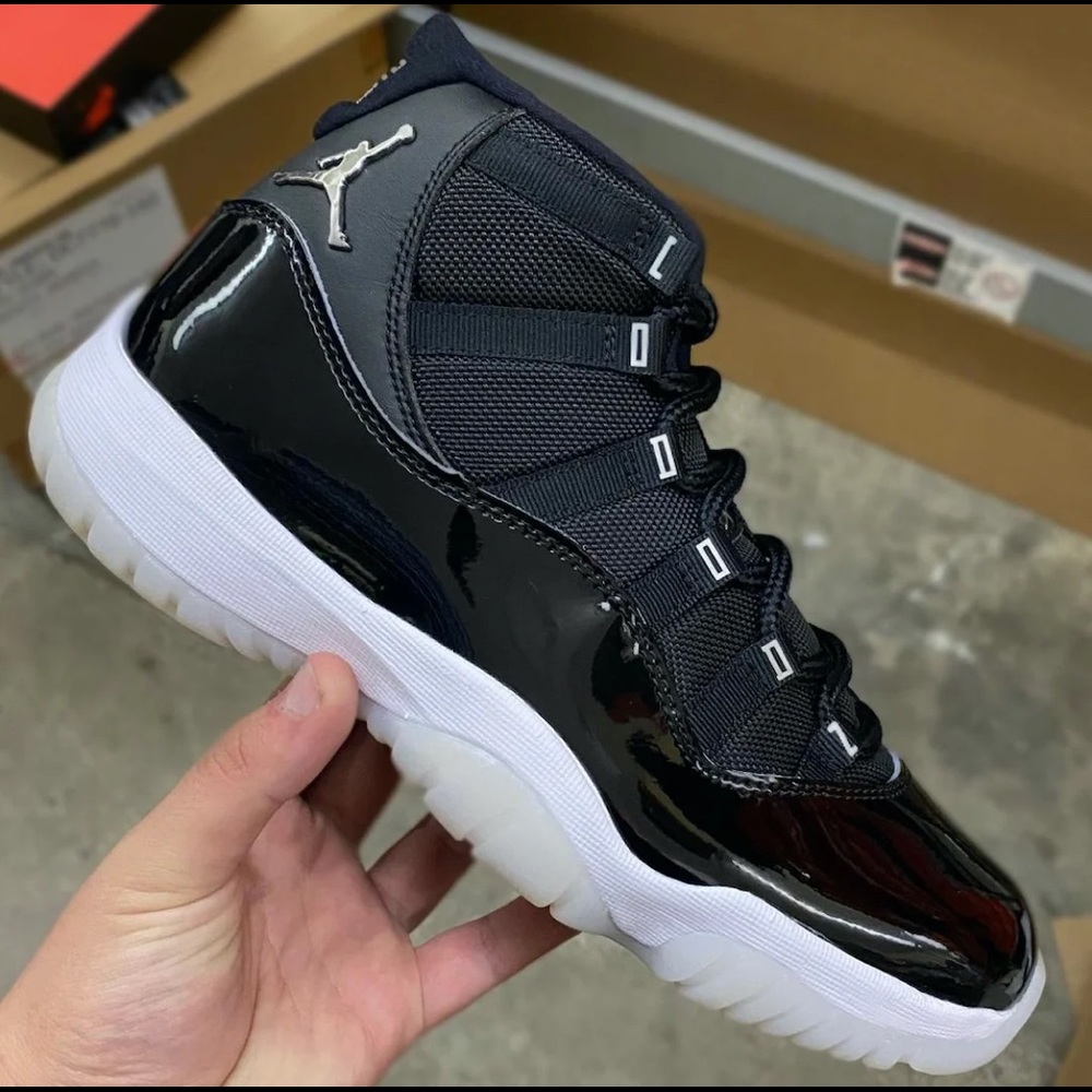 Jordan 11 Jubilee size 8 wmns